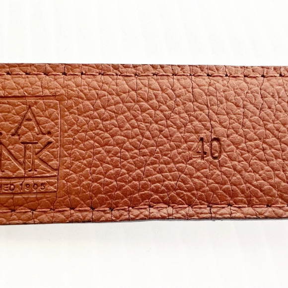 Jos. A. Bank Italian Leather Belt Size 40 Black Gold Buckle Dress Belt Office - Picture 5 of 7